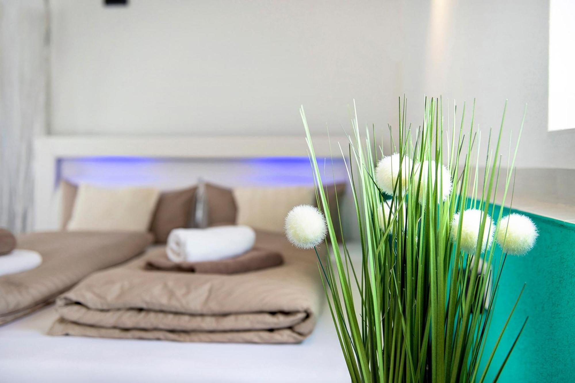 Spawo Mit Sauna Und Whirpool Pfullendorf Kültér fotó