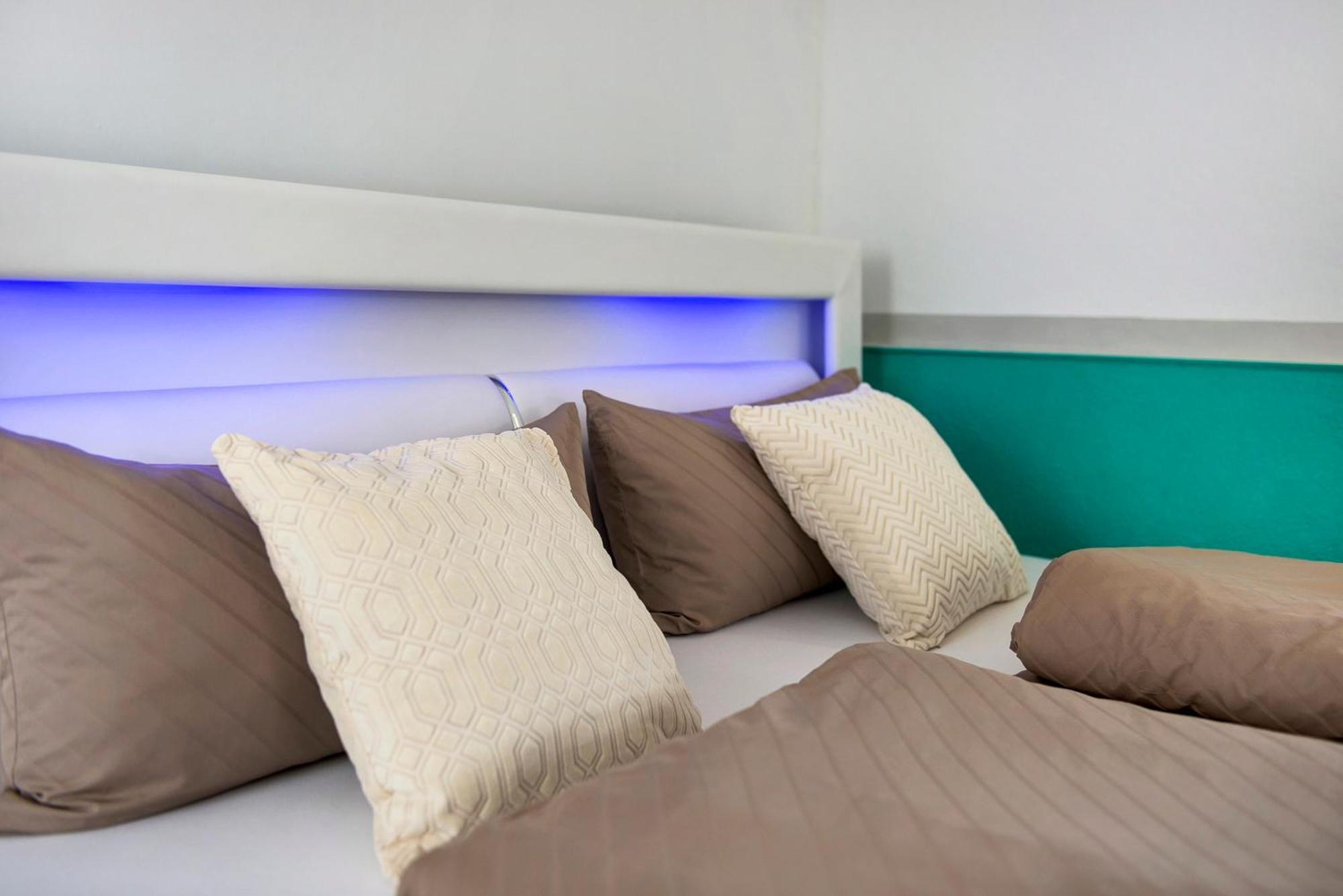 Spawo Mit Sauna Und Whirpool Pfullendorf Kültér fotó